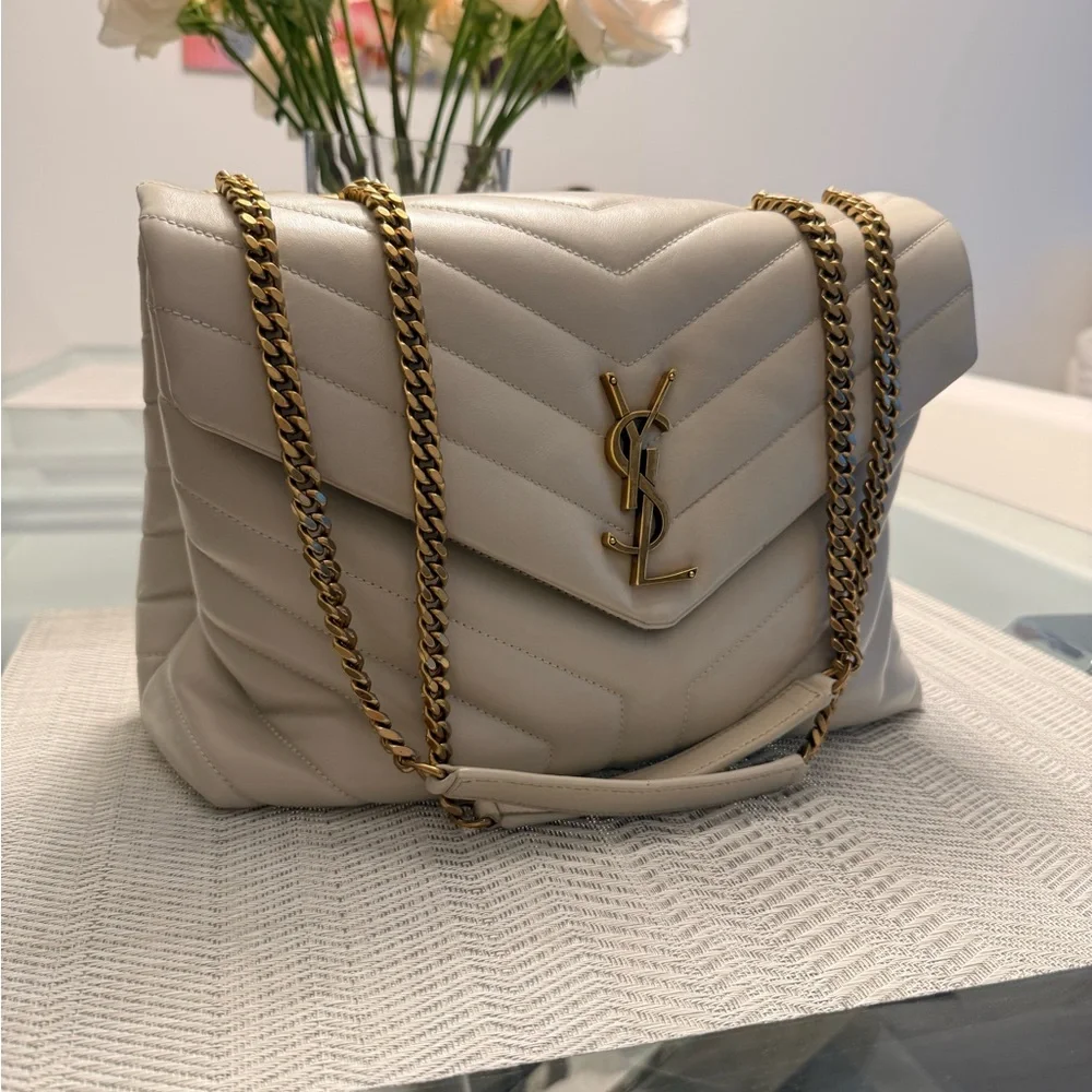 Yves Saint Laurent Ivory Quilted Shoulder Bag - Picture 6 of 6